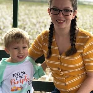 Meet your Posher, Lisa